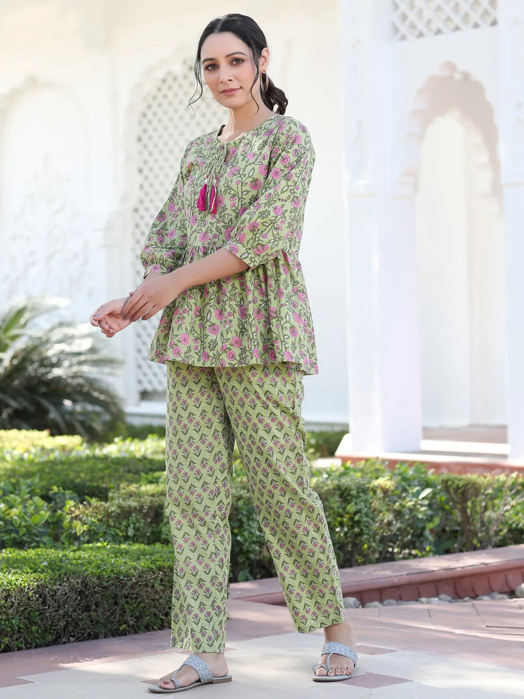 Cotton Ethnic Printed Green Lounge Wear Has Gathered Top And Pants
