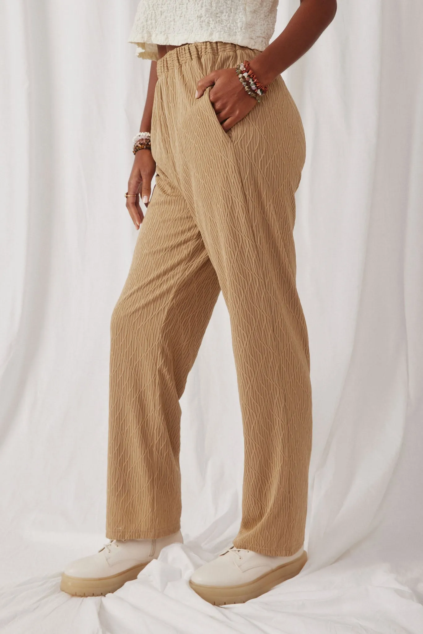 Textured Elastic Waist Wideleg Pants