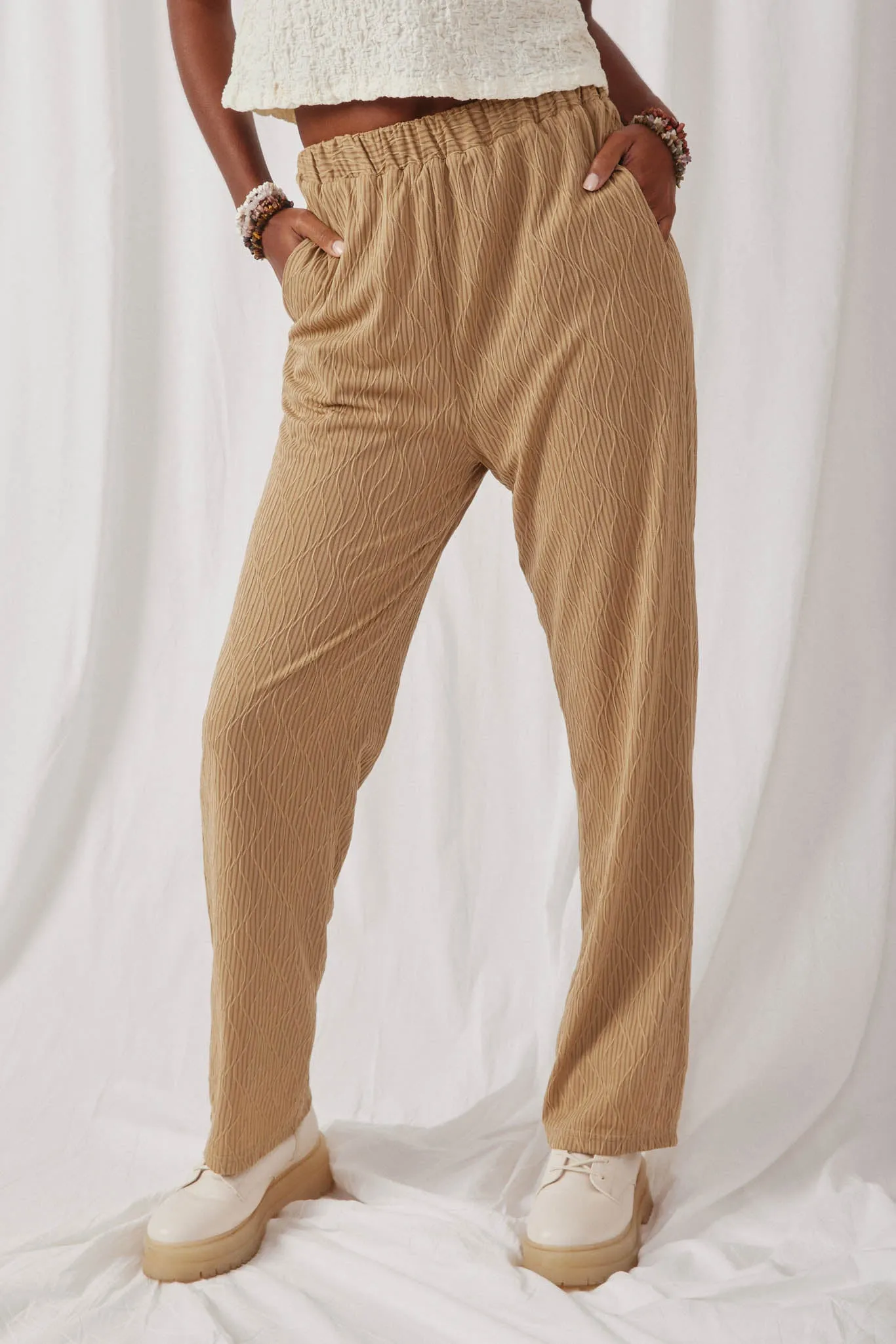 Textured Elastic Waist Wideleg Pants
